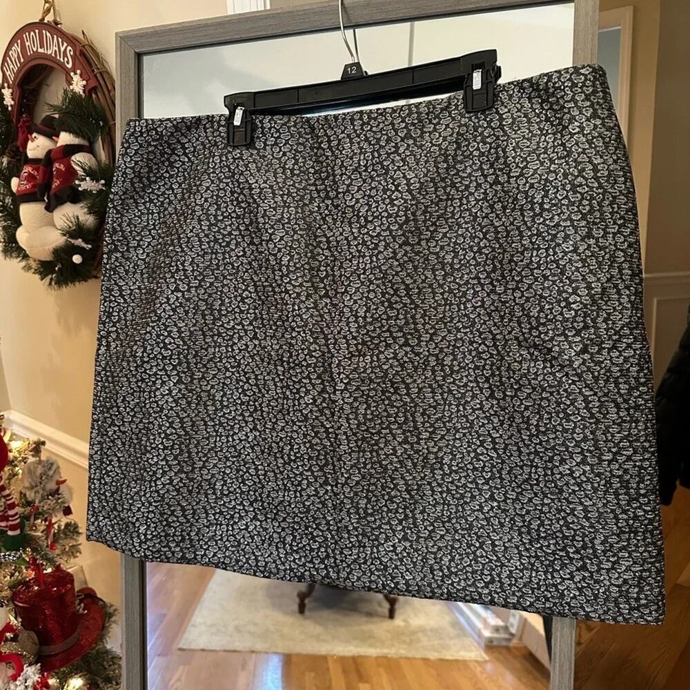 LOFT Metallic Pencil Skirt Size 18